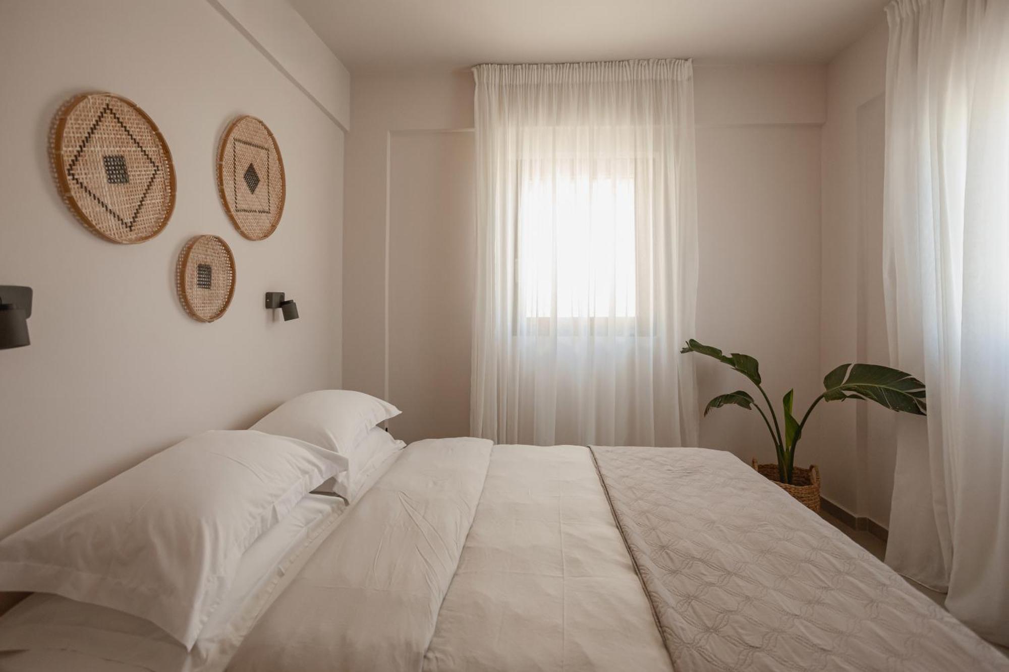 Amal Kythnos Suites Buitenkant foto