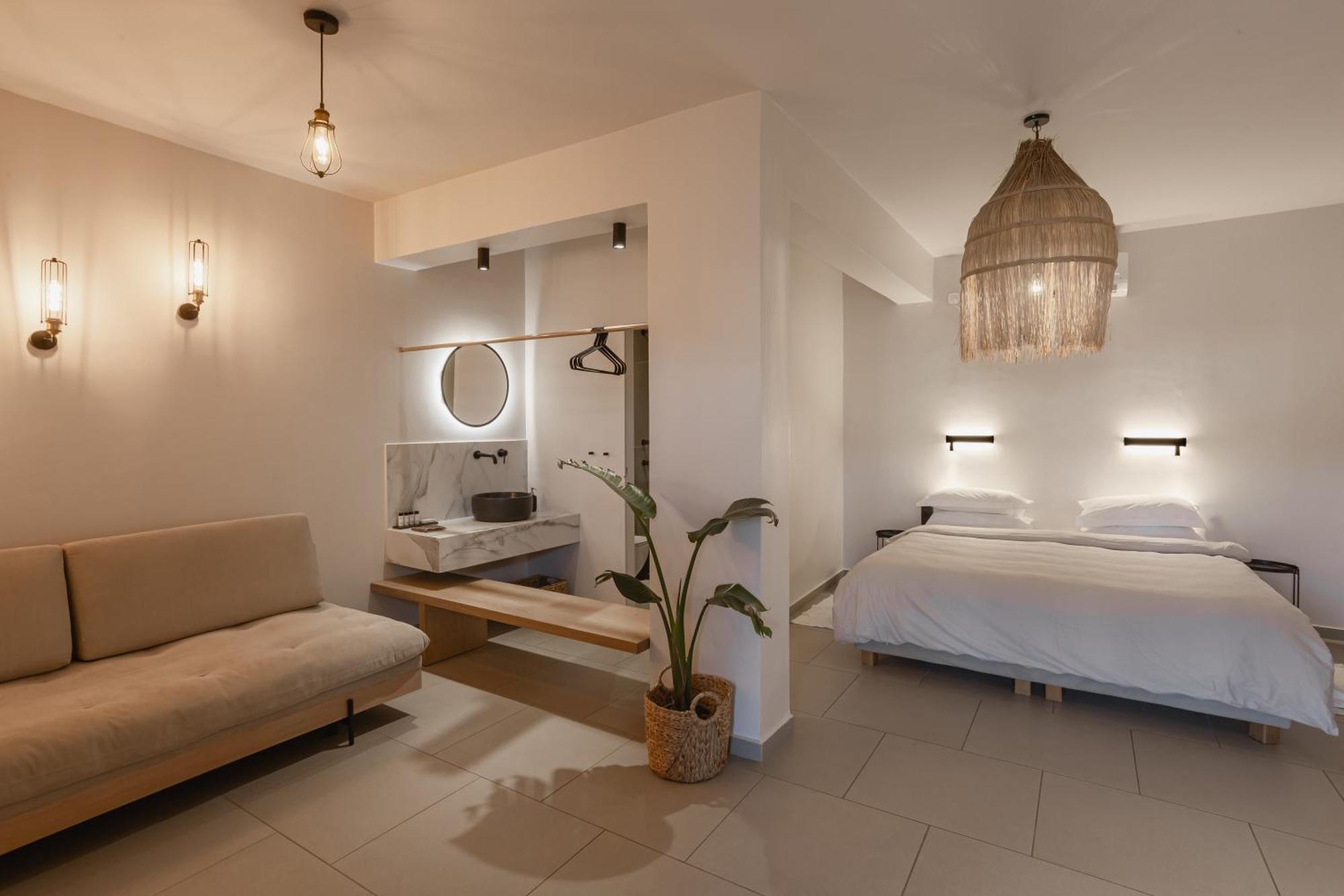 Amal Kythnos Suites Buitenkant foto