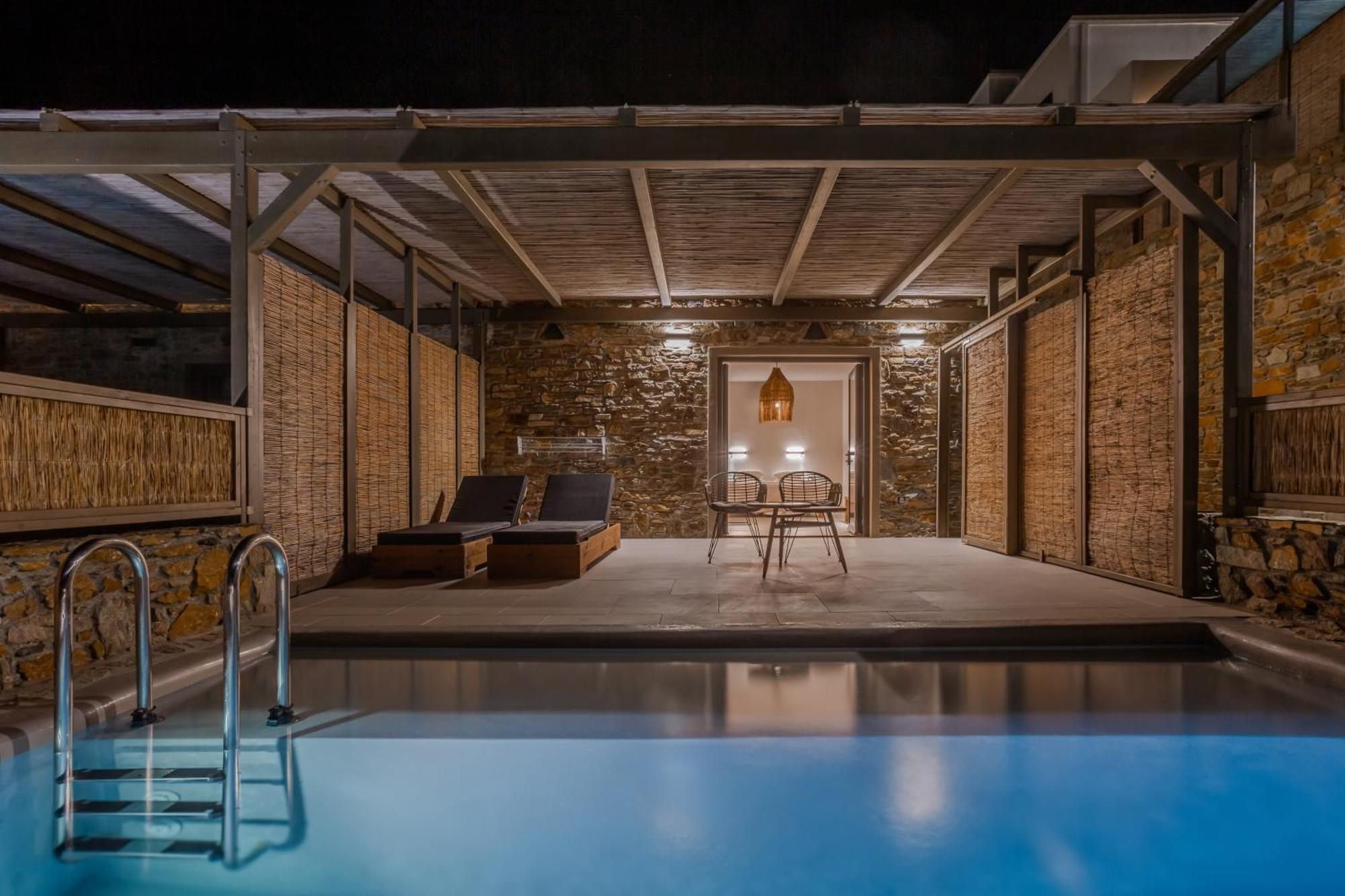 Amal Kythnos Suites Buitenkant foto