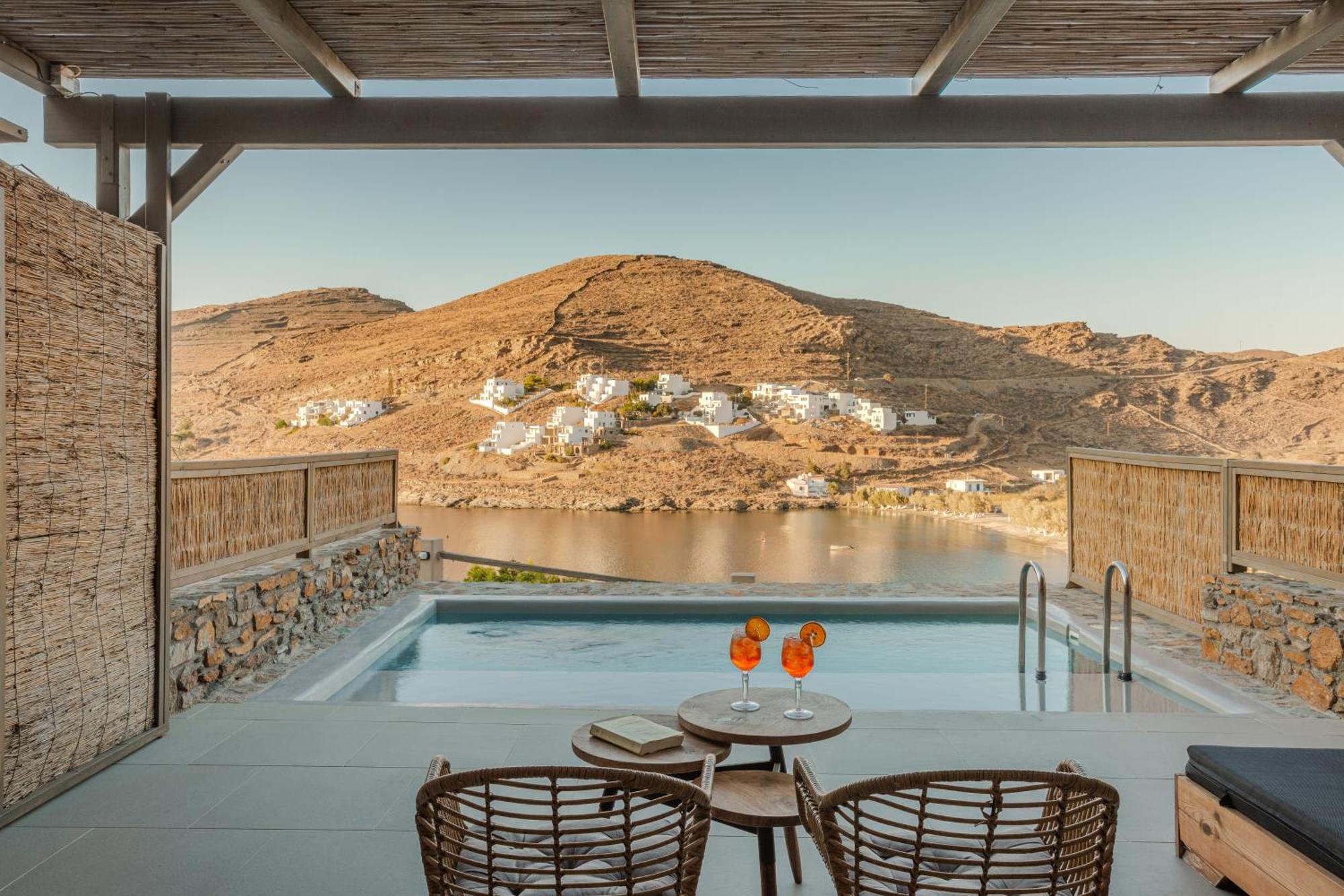 Amal Kythnos Suites Buitenkant foto