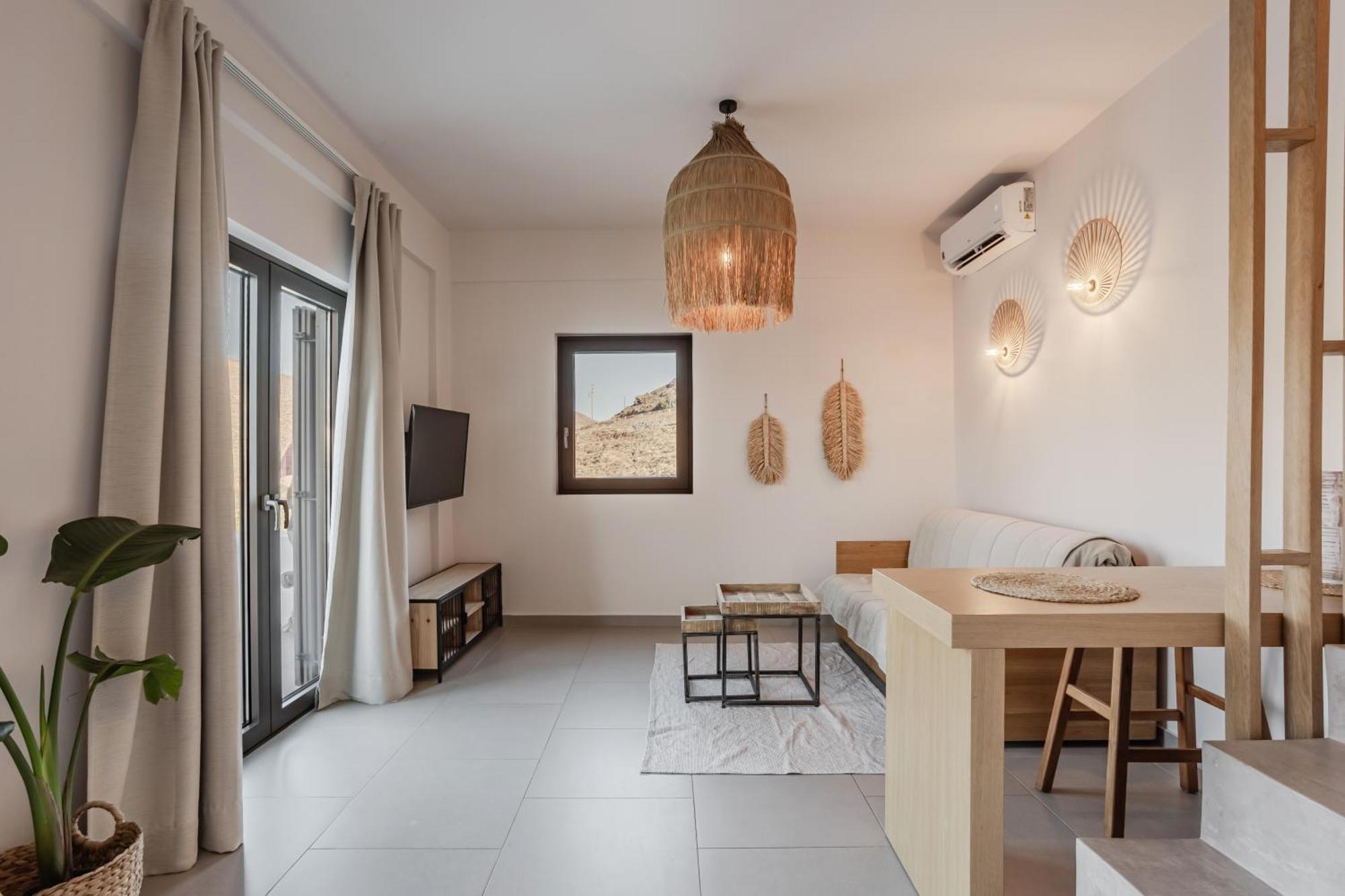 Amal Kythnos Suites Buitenkant foto